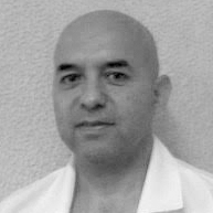 Mujer obesa de 54 años cursando neumonía adquirida de la comunidad que presenta taquicardia de QRS ancho – 2014